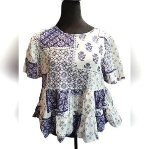 NWT Forever 21 Women's Blue and White Patterned Top Med